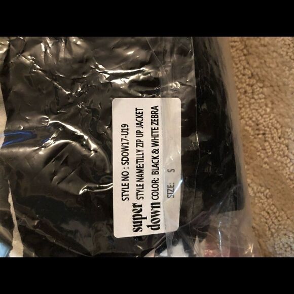 Small Tilly Zip up Spring Jacket in Black & White Zebra - Picture 9 of 9